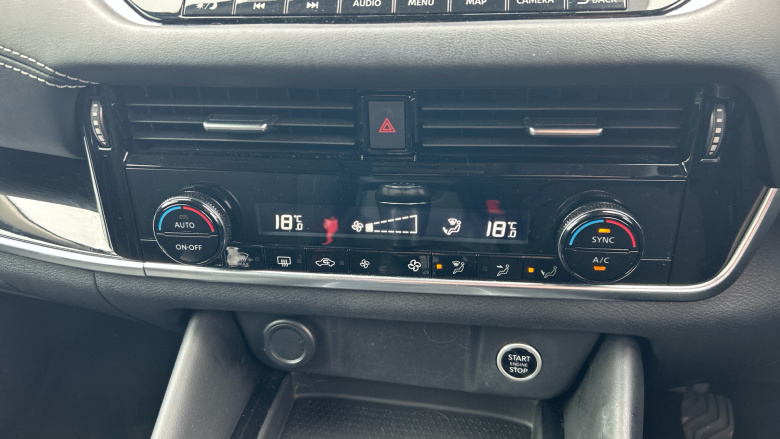 Nissan Qashqai 1.3 DiG-T MH N-Connecta 5dr Petrol Hatchback